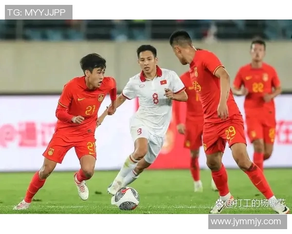 国足星光黯淡 揭示中国足球困境的球员阵容深层次问题