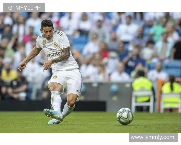 当今足球四号球星谁最强他如何影响比赛走势与球队表现